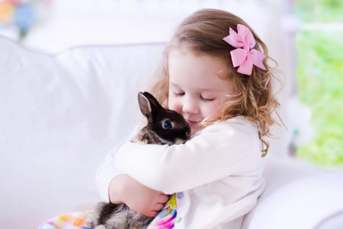 Les lapins et les enfants 